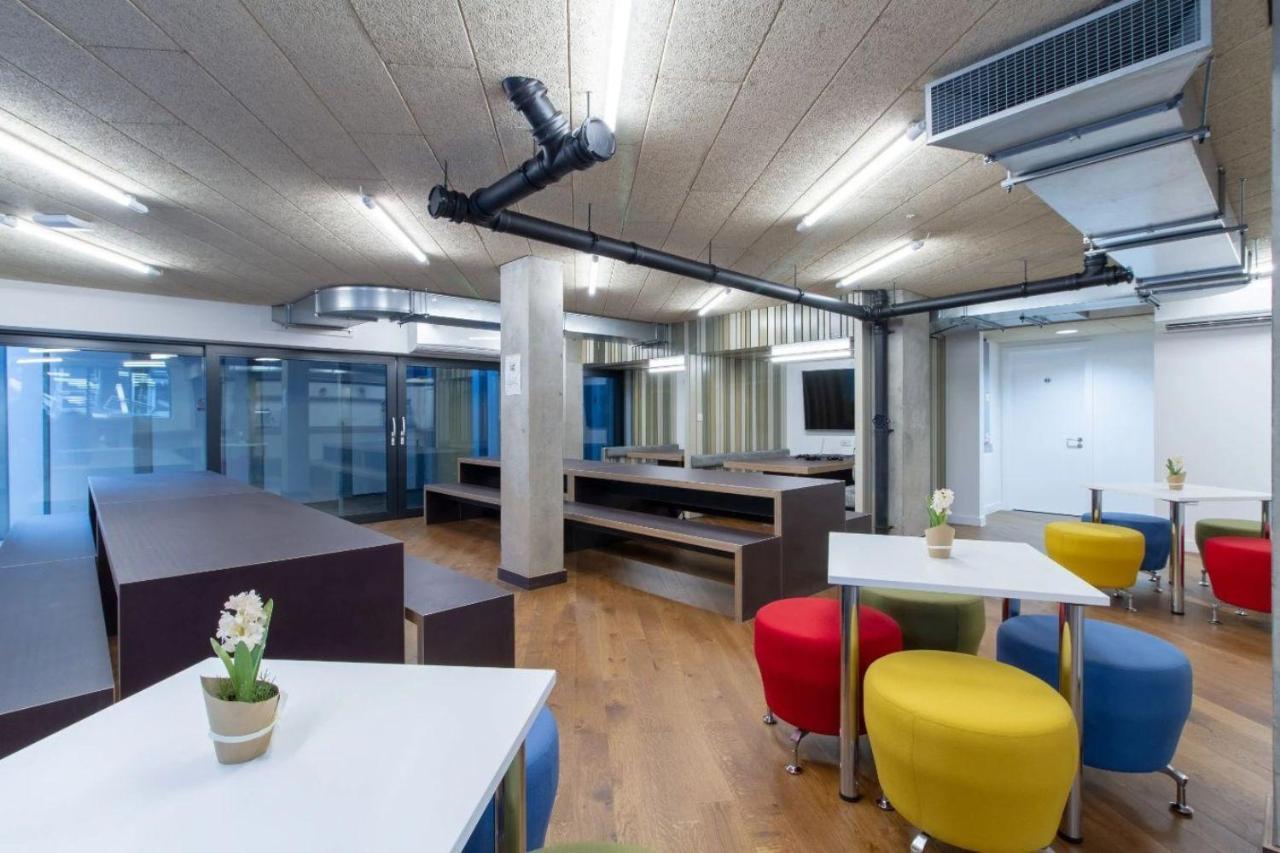 En & Studios, - Sk Guest house