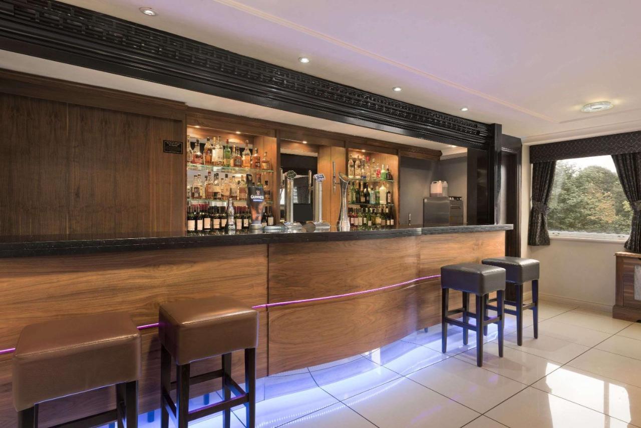 Aston Court Hotel