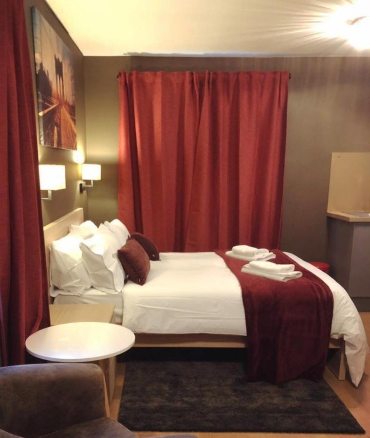 Aparthotel Bede *