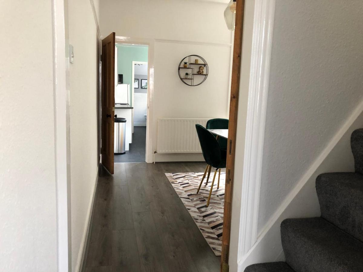 Cosy House, City Centre, Free Parking, Sleeps 5, By Empower Homes Apartamento *