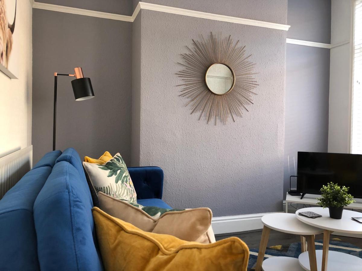 Apartamento Cosy House, City Centre, Free Parking, Sleeps 5, By Empower Homes