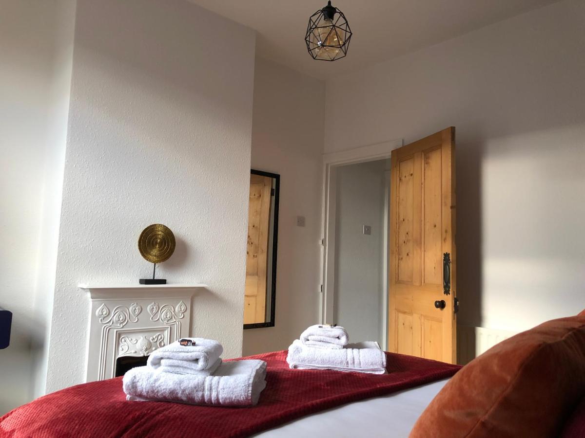 Cosy House, City Centre, Free Parking, Sleeps 5, By Empower Homes Apartamento *