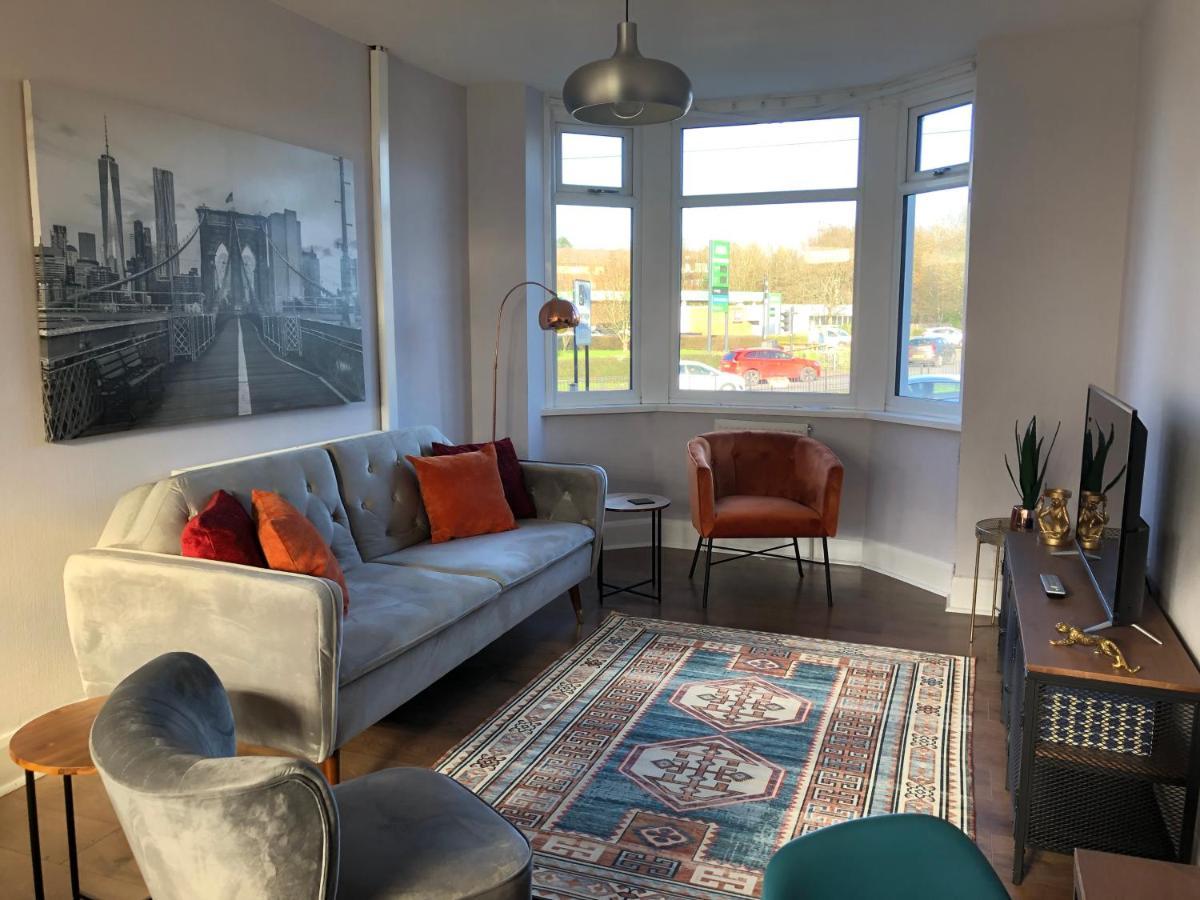 Apartment Modern House, Private Parking, A45 A46, Sleeps 6, By Empower Homes Coventry