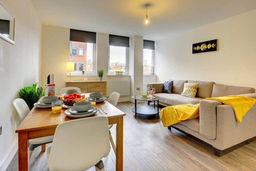 Modern & Stylish 2br - Queens House *