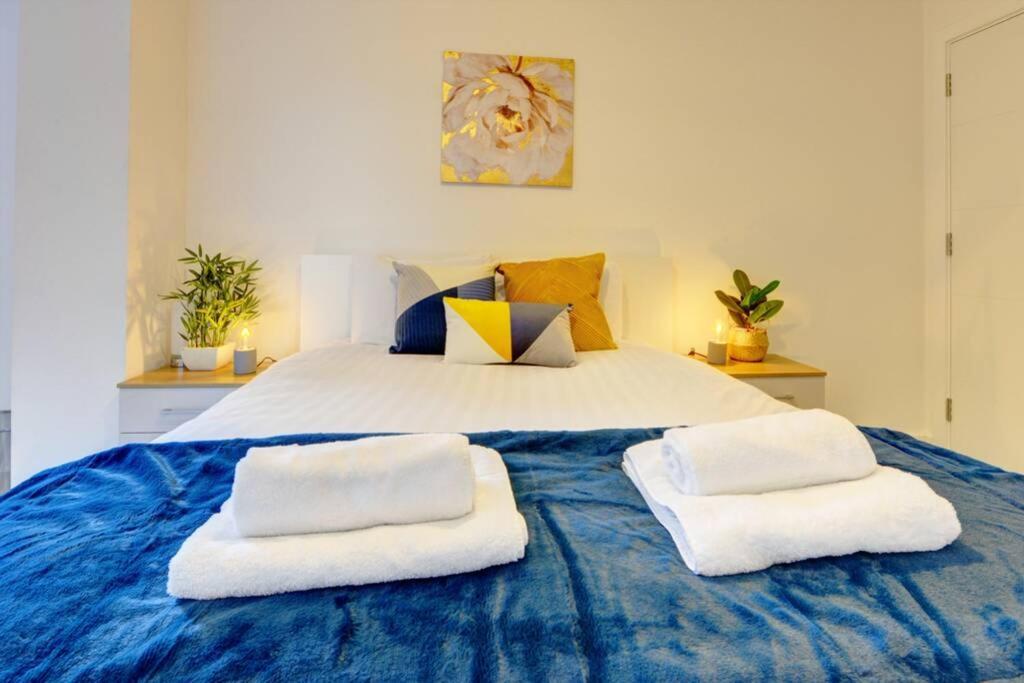 Modern & Stylish 2br - Queens House *