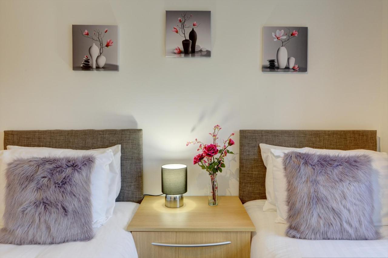 Apartment 2-br Apartment, En-suite, Allocated Parking, Next To Playground *