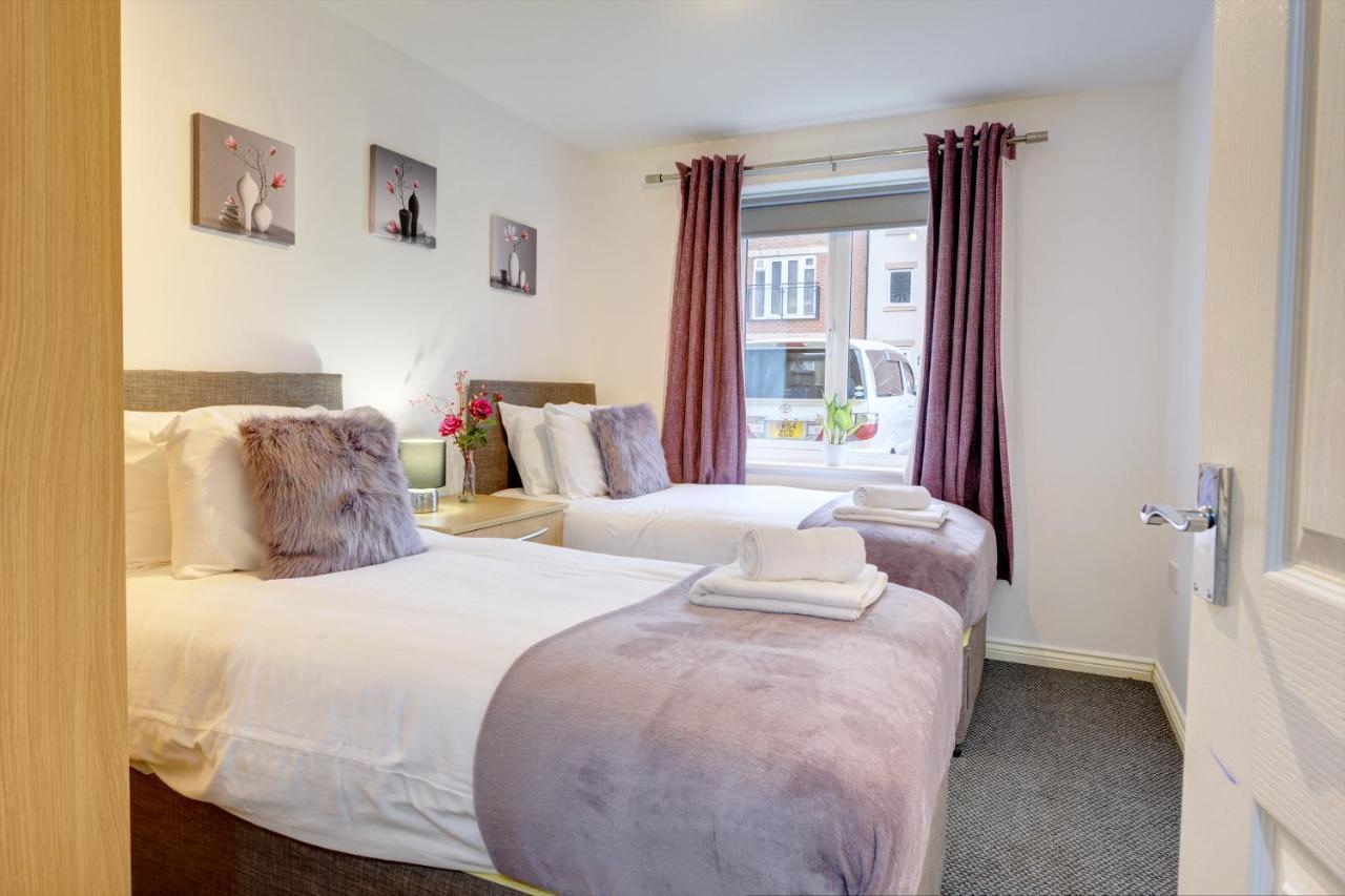 2-br Apartment, En-suite, Allocated Parking, Next To Playground Coventry