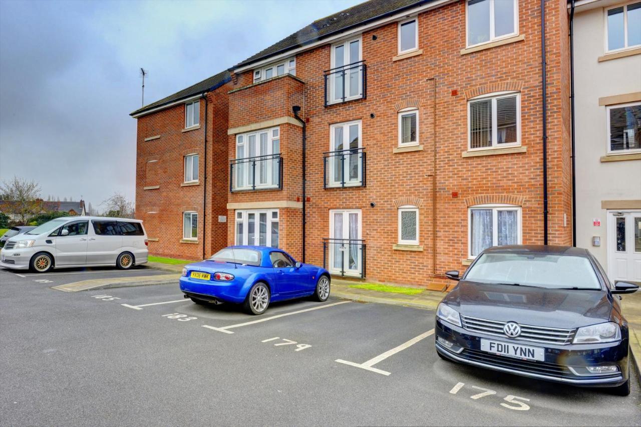 2-br Apartment, En-suite, Allocated Parking, Next To Playground