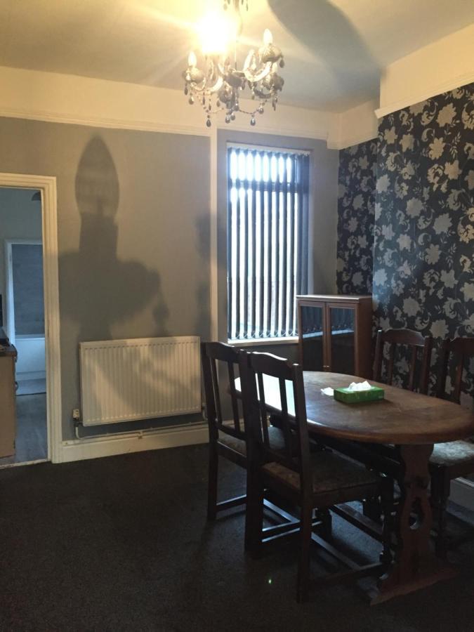 Private Double Near Centre,