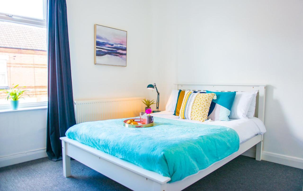 Ranby House - Cosy 2 Bed Home With Free Parking & Netflix By Rocketbnb Coventry