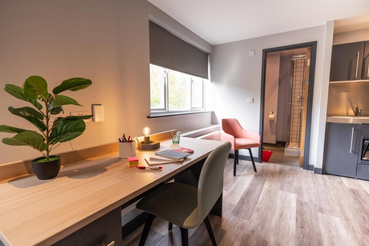 Modern And Trendy At Sherbourne Village In Coventry