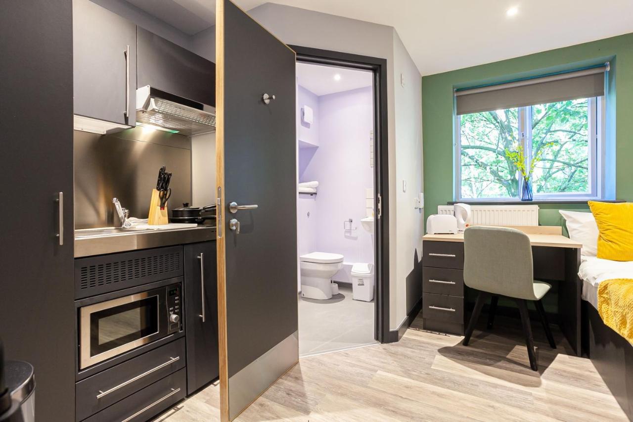Modern And Trendy At Sherbourne Village In Coventry