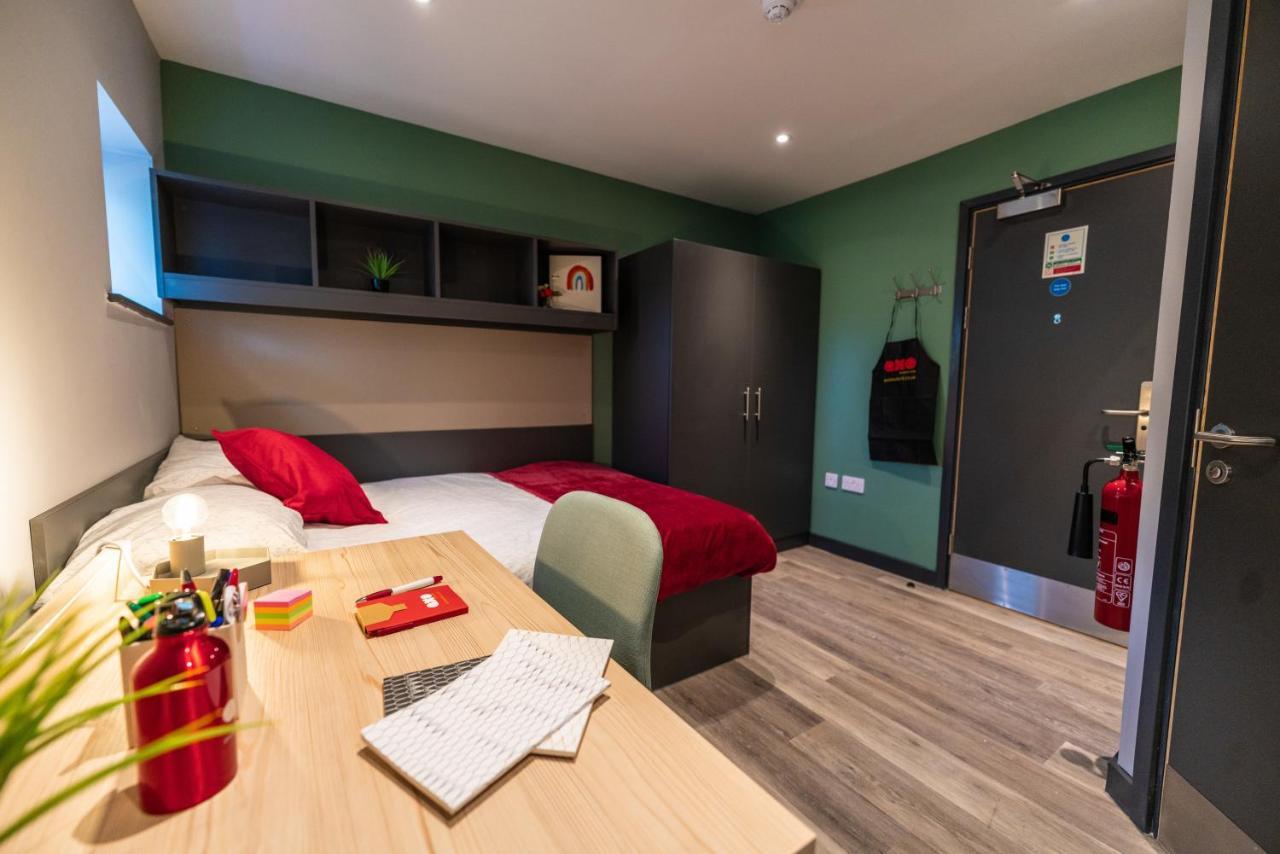 Modern And Trendy At Sherbourne Village In * Coventry
