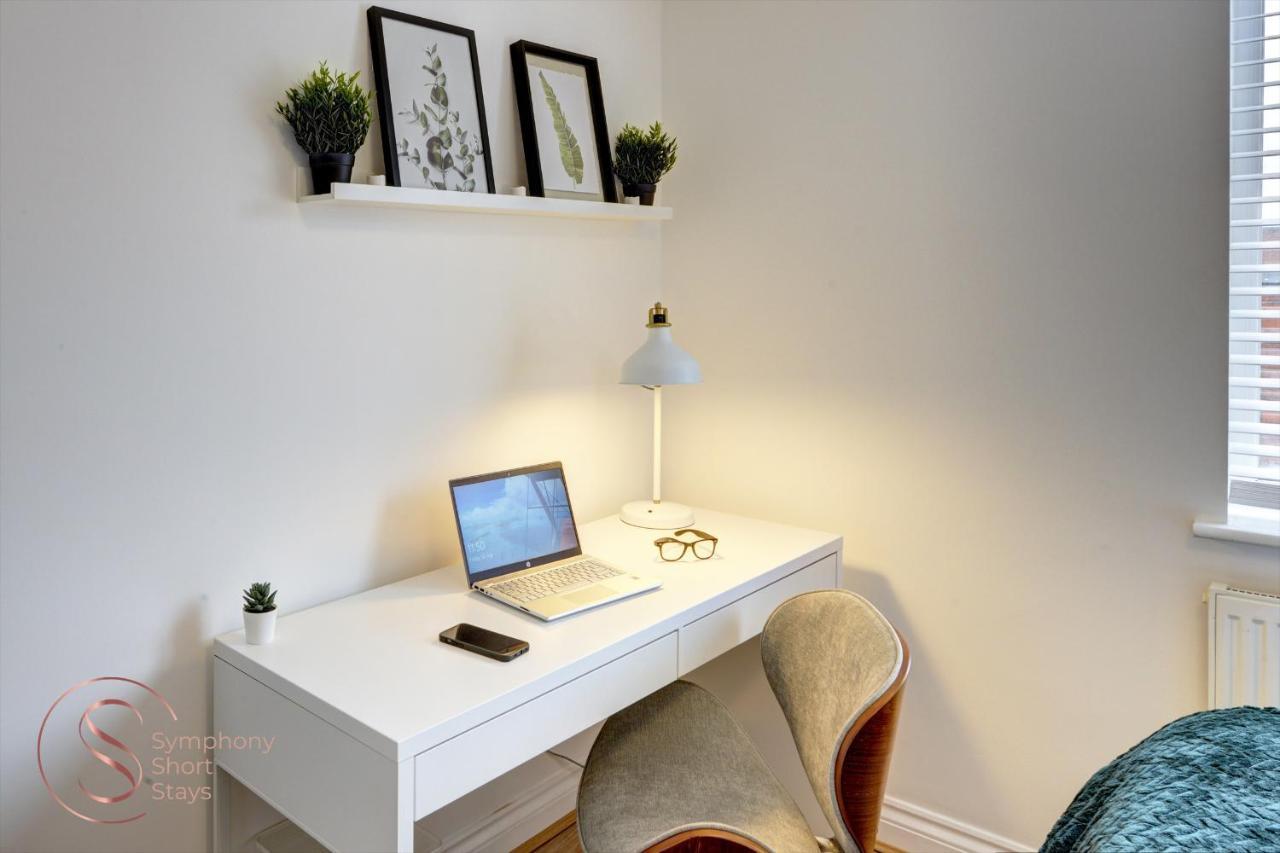 Apartamento Modern, Stylish Ensuite With Netflix & Parking By Symphony Short Stays Coventry