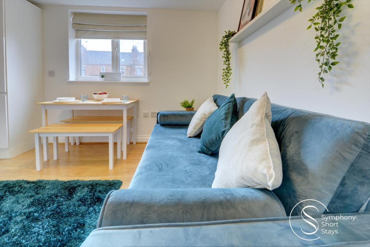 Apartamento Modern, Stylish Ensuite With Netflix & Parking By Symphony Short Stays Coventry