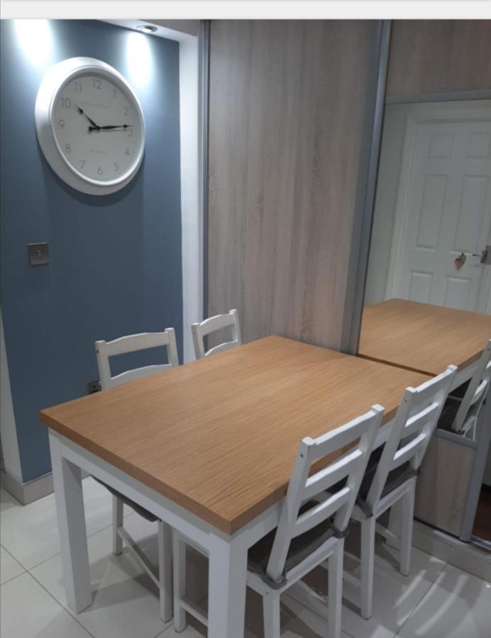 Apartment Lovely 2-bed In