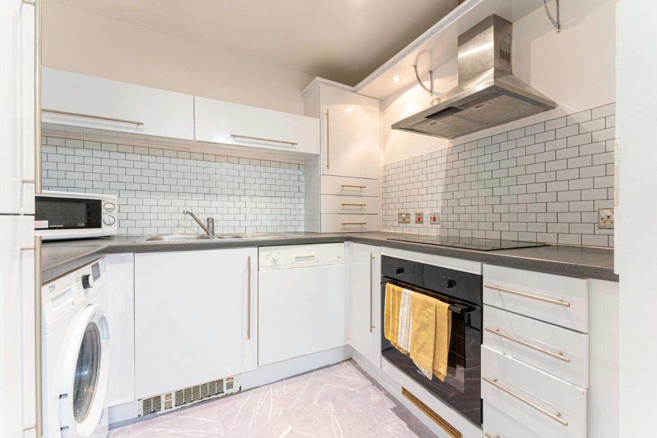 Apartment Riley House Spacious City Coventry