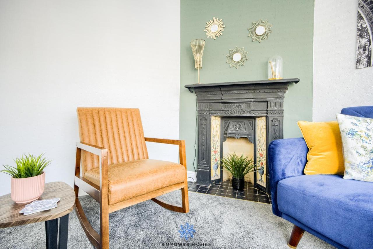 Stylish House, Centre, Free Parking, Sleeps 5, By Empower Homes Holiday home Coventry