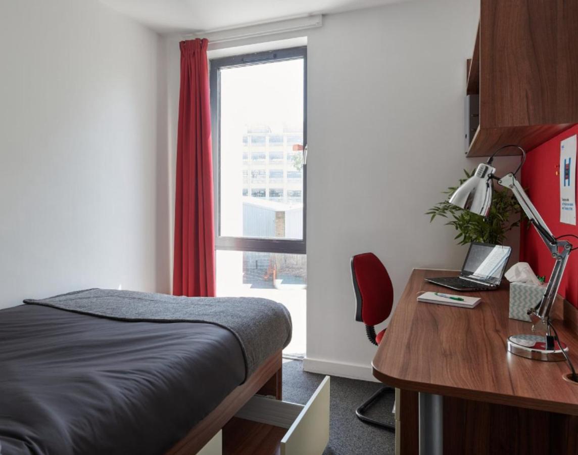 Comfortable For Students Only, - Sk Guest house