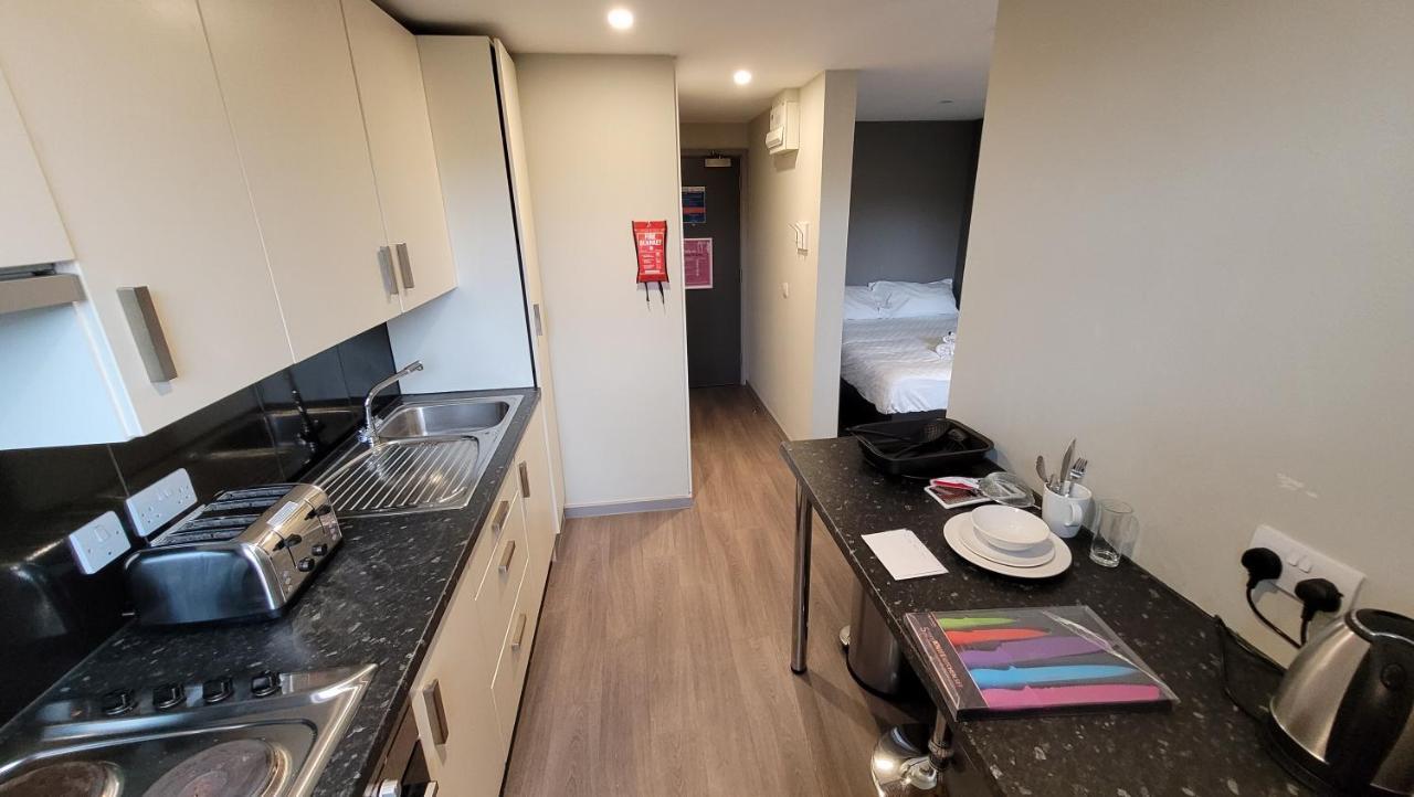 Guest house Student Only - 1 Night Free Gosford Gate In - Sk *