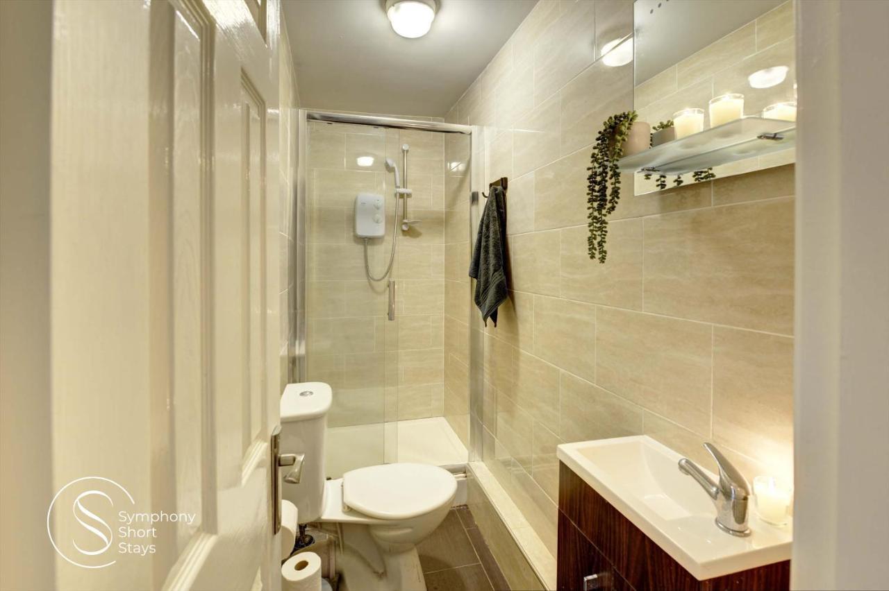 Modern, Stylish Ensuite With Netflix & Parking By Symphony Short Stays Apartamento Coventry