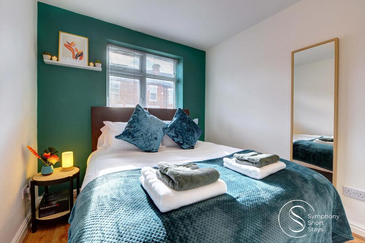 Modern, Stylish Ensuite With Netflix & Parking By Symphony Short Stays Apartamento Coventry