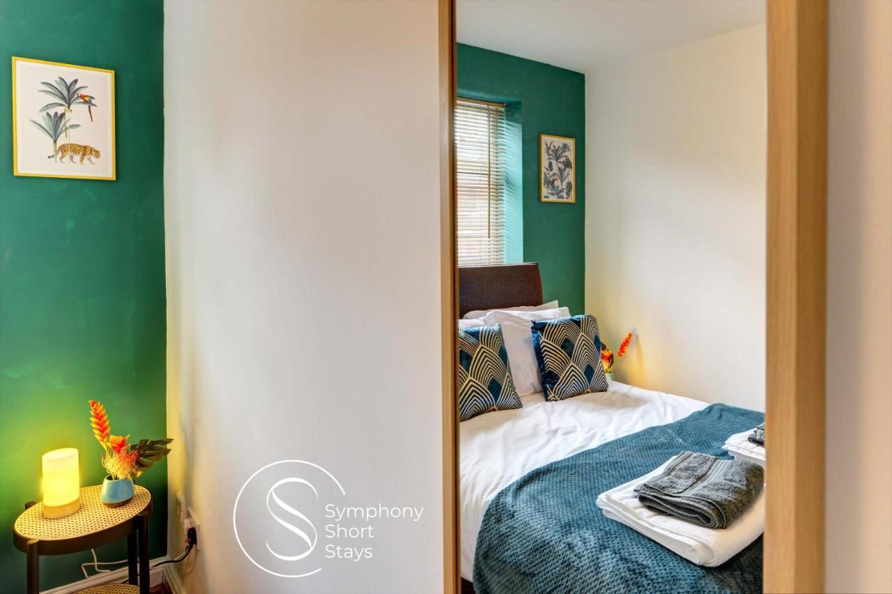 Apartamento Modern, Stylish Ensuite With Netflix & Parking By Symphony Short Stays Coventry