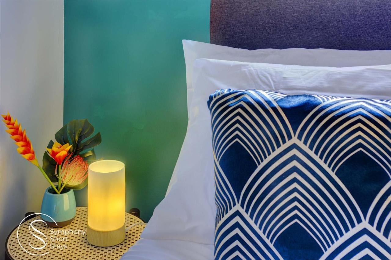 Apartamento Modern, Stylish Ensuite With Netflix & Parking By Symphony Short Stays *
