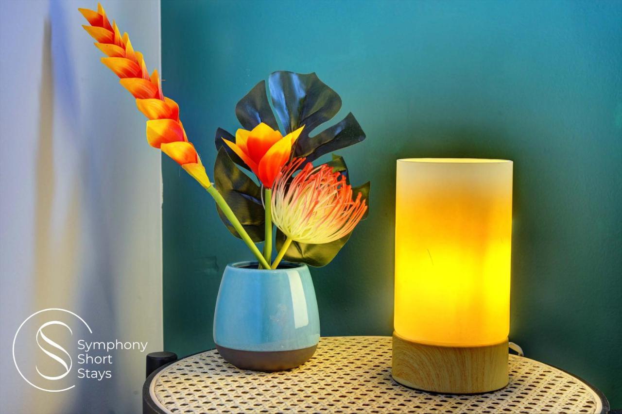 Apartamento Modern, Stylish Ensuite With Netflix & Parking By Symphony Short Stays *