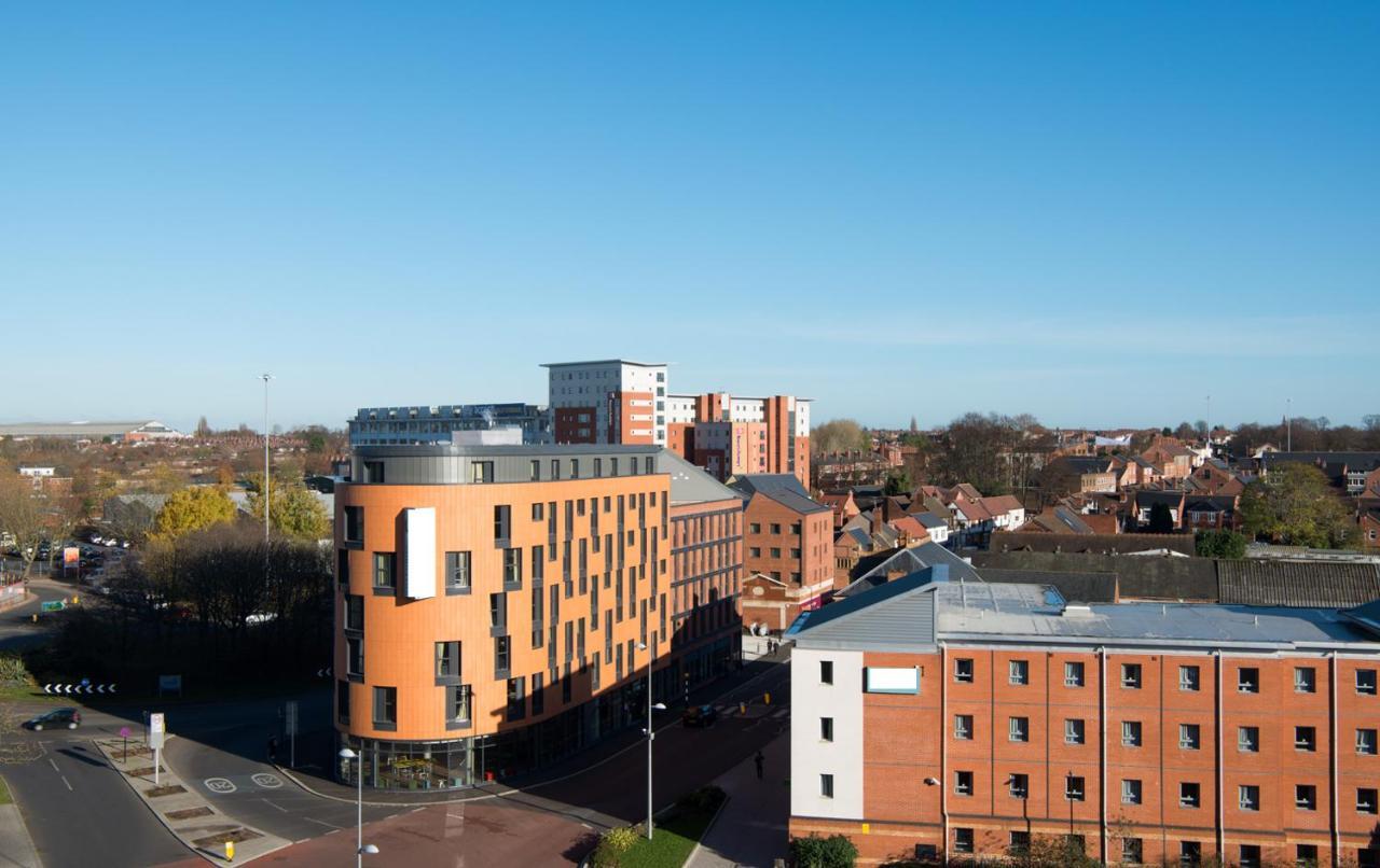 Student Only - 1 Night Free Gosford Gate In - Sk Guest house