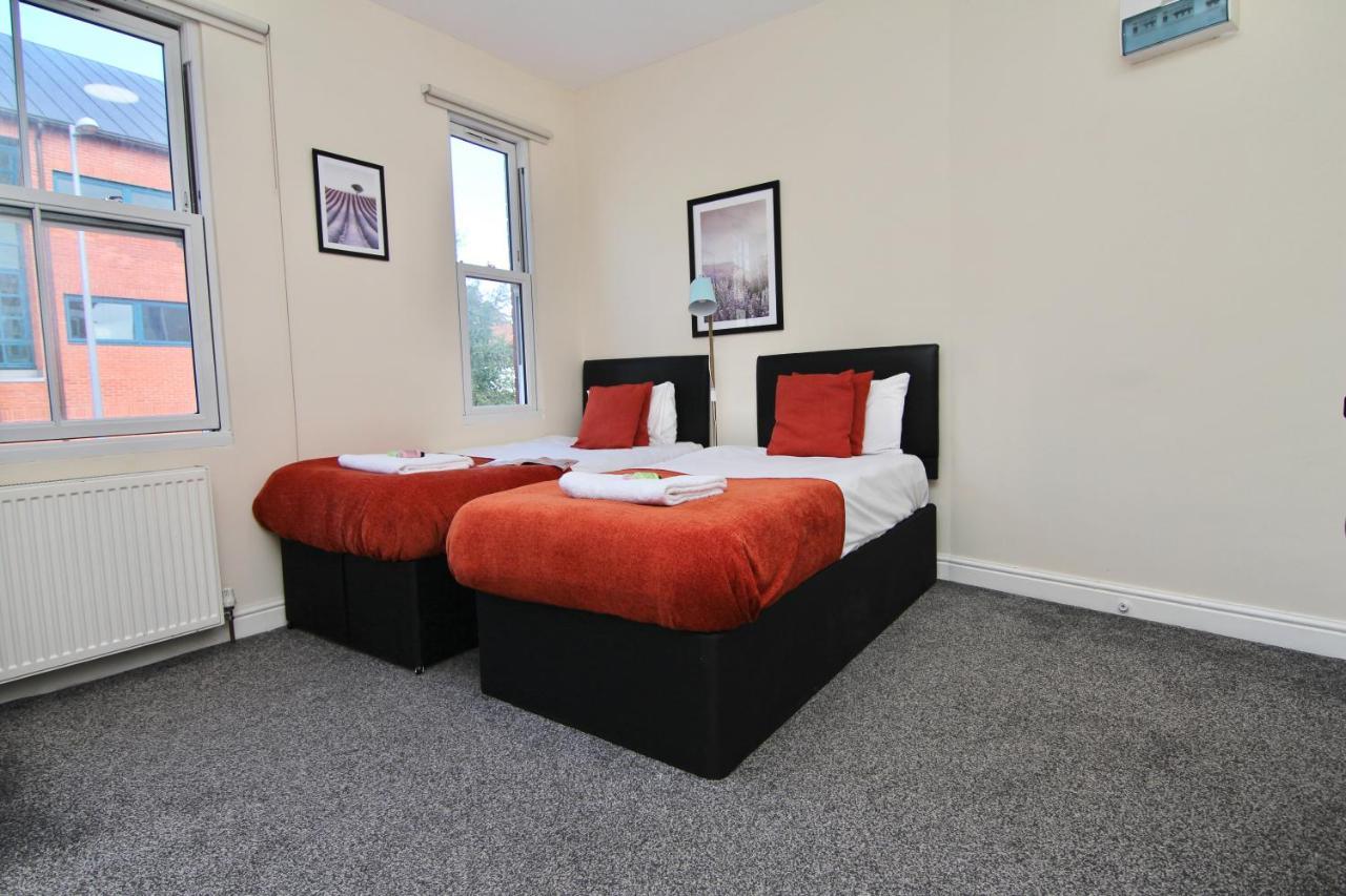 Apartamento Charming 2 Mins Walk To Belgrade Theatre