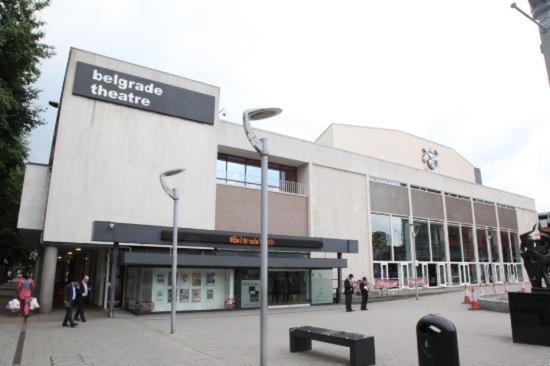 Twin Bed Near Train Station, Netflix, Wifi Apartamento Coventry