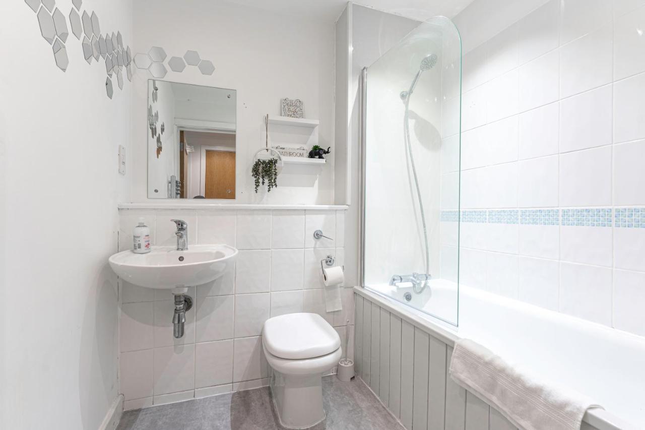 Jkg Solutions Presents Cosy * Coventry