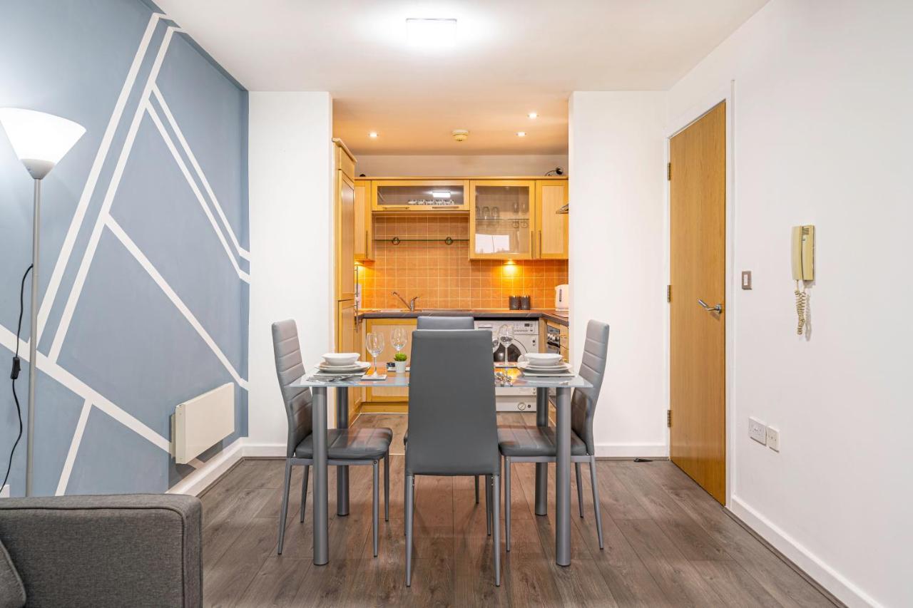 Apartment Jkg Solutions Presents Cosy Coventry
