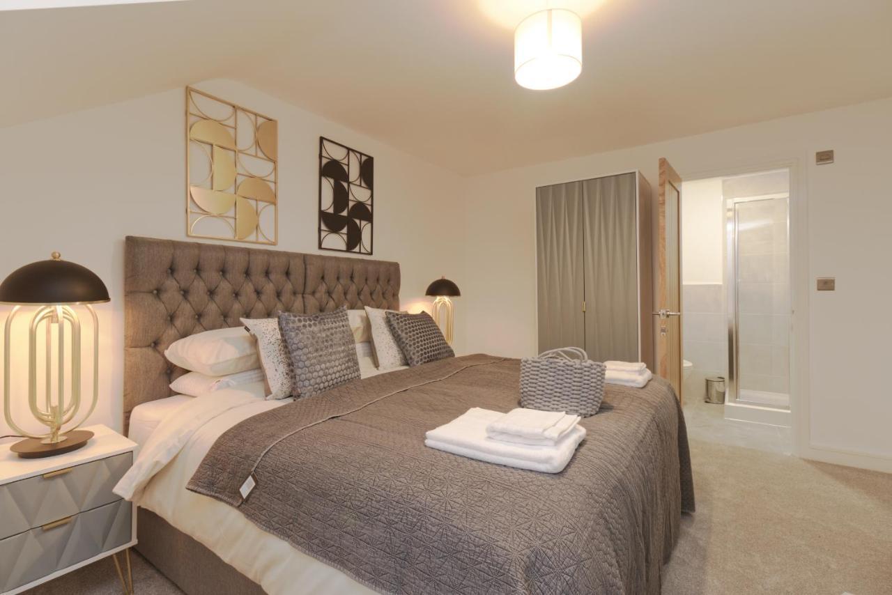 Just Launched! Modern 2-bed Flat - Sleeps 6 - Free Parking Apartamento