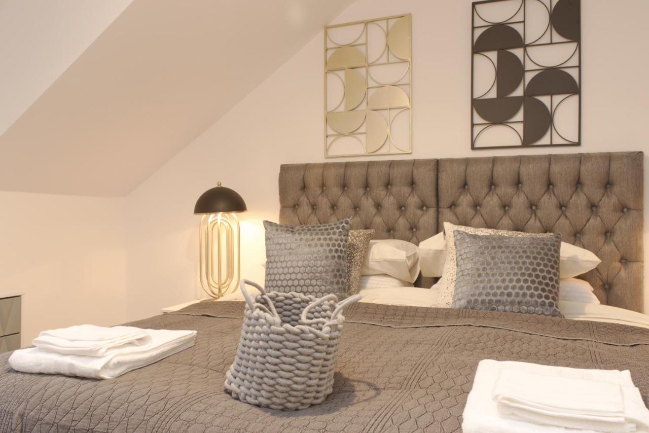 Apartamento Just Launched! Modern 2-bed Flat - Sleeps 6 - Free Parking