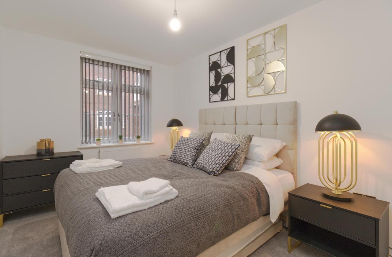 Just Launched! Modern 2-bed Flat - Sleeps 6 - Free Parking Apartamento Coventry
