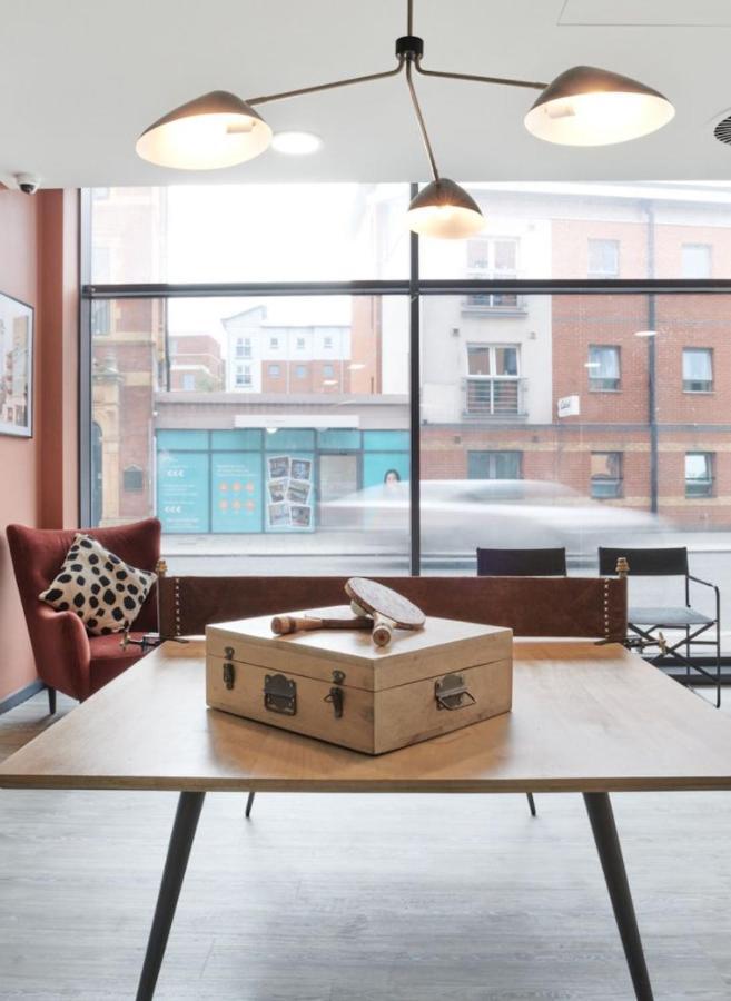 Guest house Student Only - 1 Night Free Gosford Gate In - Sk