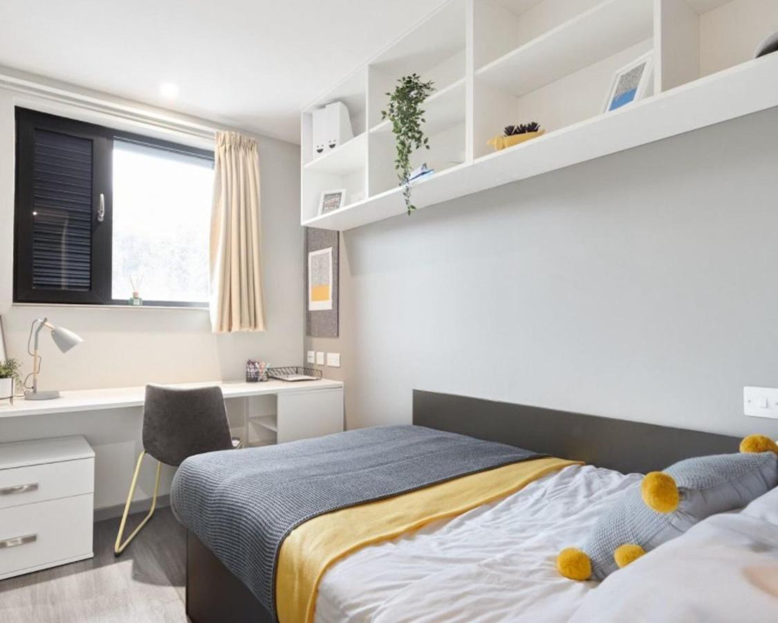 Guest house Student Only - 1 Night Free Gosford Gate In - Sk Coventry