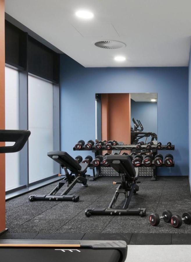 Student Only - 1 Night Free Gosford Gate In - Sk Guest house Coventry