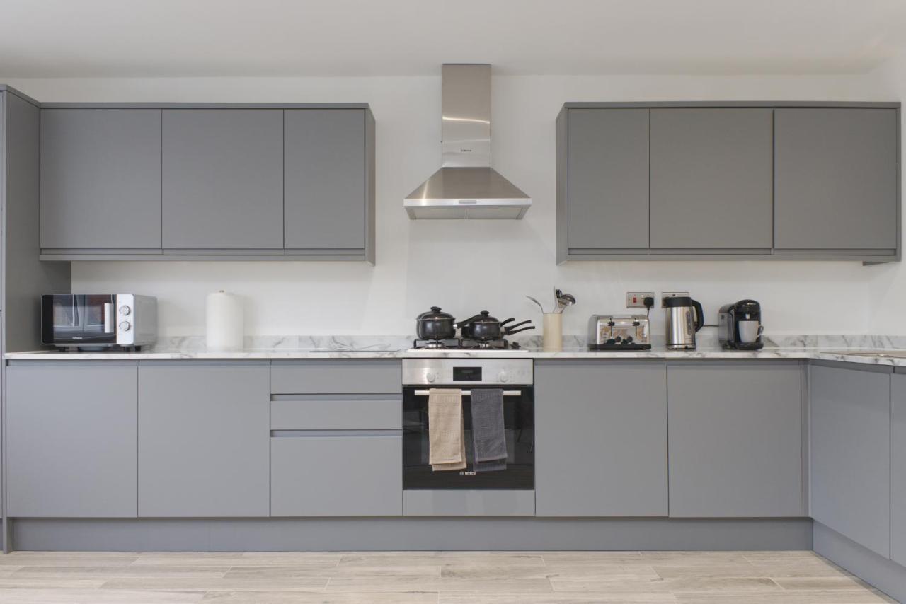 Unique! Stunning 3-bed Penthouse Flat - 2 Floors - Sleeps 8 - Free Parking * Coventry