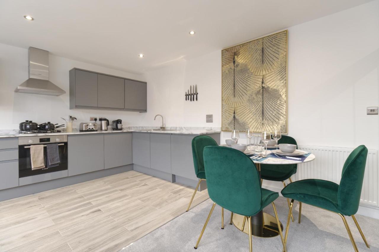 Apartamento Unique! Stunning 3-bed Penthouse Flat - 2 Floors - Sleeps 8 - Free Parking
