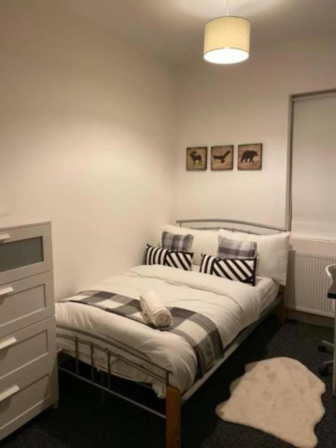 Spacious Four Bedroom 3 Bathrooms -