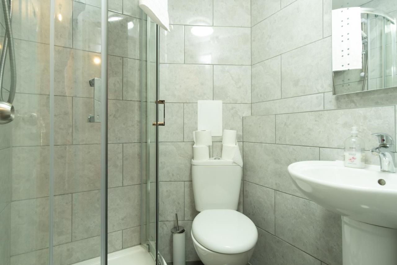 Holiday home Dorchester House Coventry