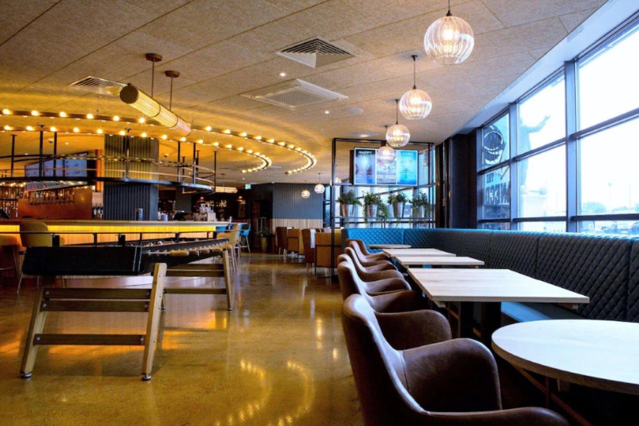 Hotel Doubletree By Hilton Building Society Arena