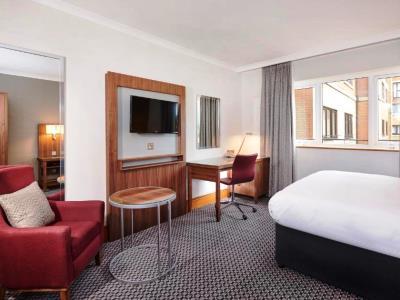 Doubletree By Hilton Coventry