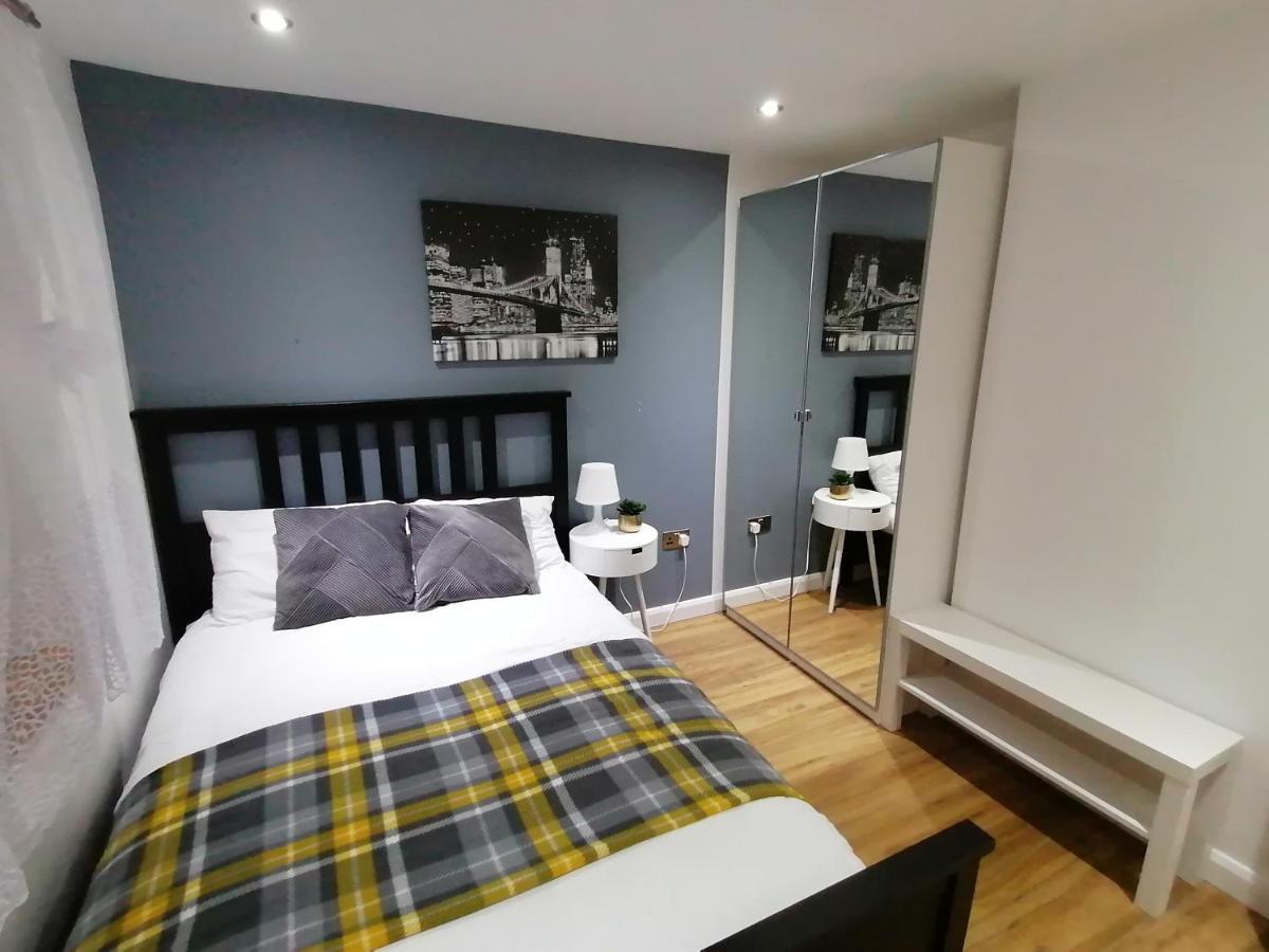 Lovely 2-bed In Coventry