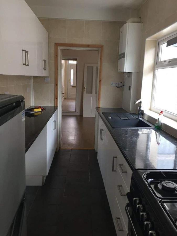 Cheerful Town House In Centre *
