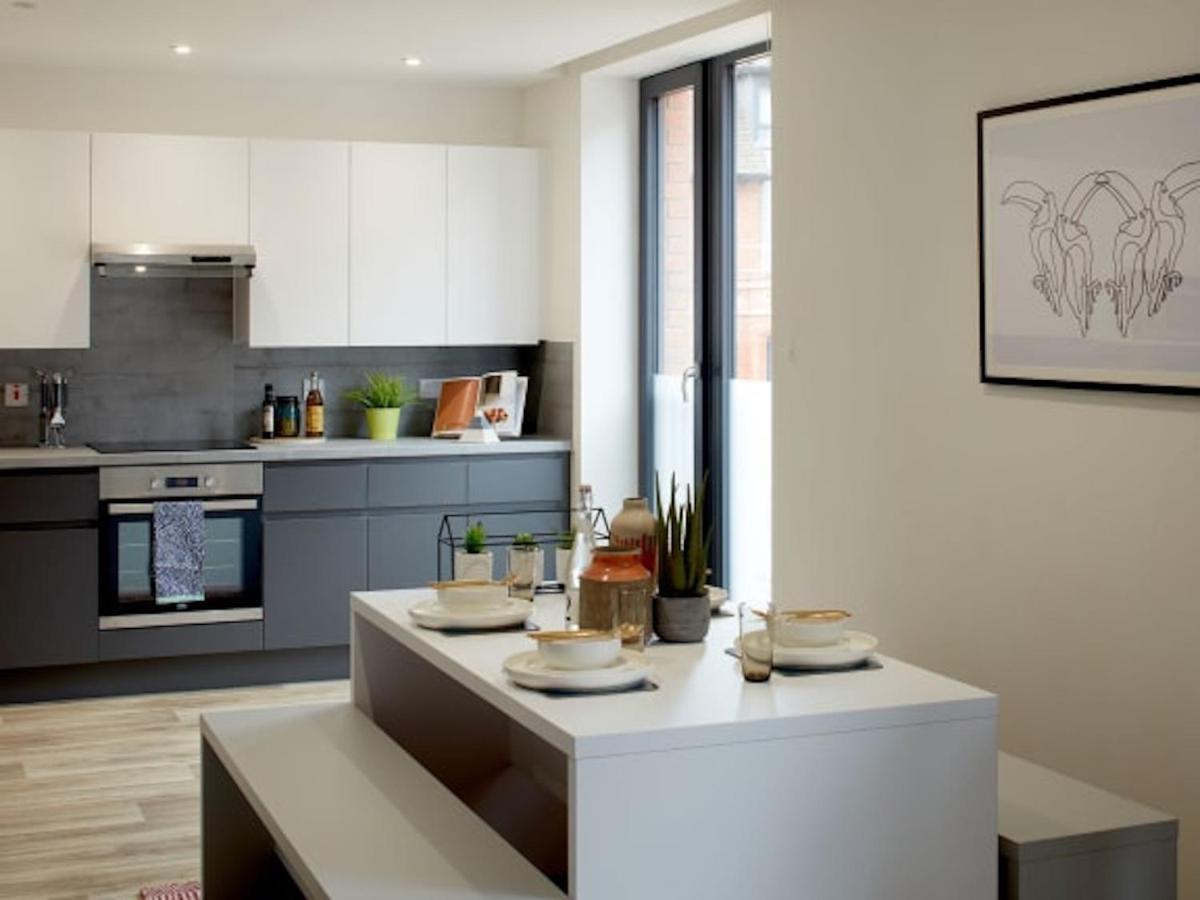 Stylish And Studios, - Sk