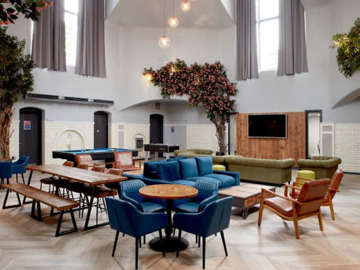 Stylish And Studios, - Sk * Coventry